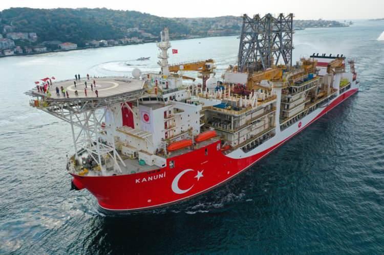 <p>Mart 2020'de Taşucu Limanı'na ulaşan gemi, bakım, güncelleme ve reaktivasyon işlemlerinin ardından 13 Ekim 2020'de Taşucu'ndan ayrıldı.</p>

