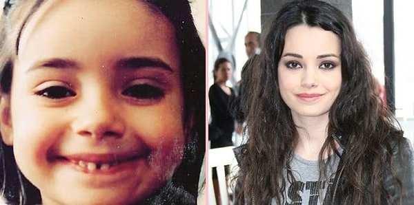 <p><strong>ÖZGÜ NAMAL</strong></p>
