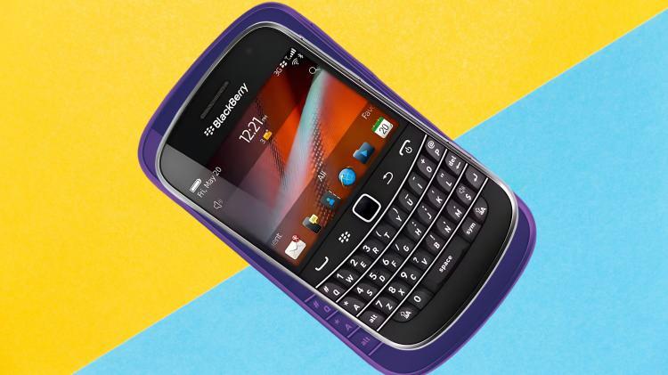 <p><strong><span style="color:#B22222">BLACKBERRY BOLD 9900</span></strong></p>
<p> </p>