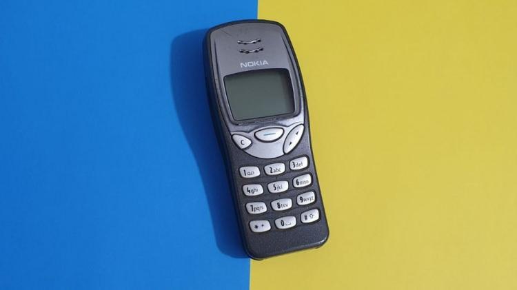<p><span style="color:#B22222"><strong>NOKİA 6310</strong></span></p>
