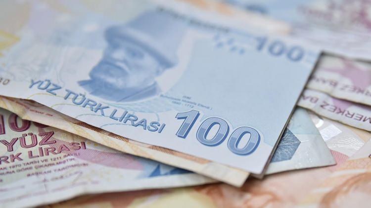 <p>EYT yasası ile milyonlarca sigortalı yaş şartı olmadan emekli oldu.</p>