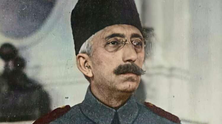 <p>Sultan Vahdettin ise güvercinlere çok meraklıydı.</p>
<p> </p>