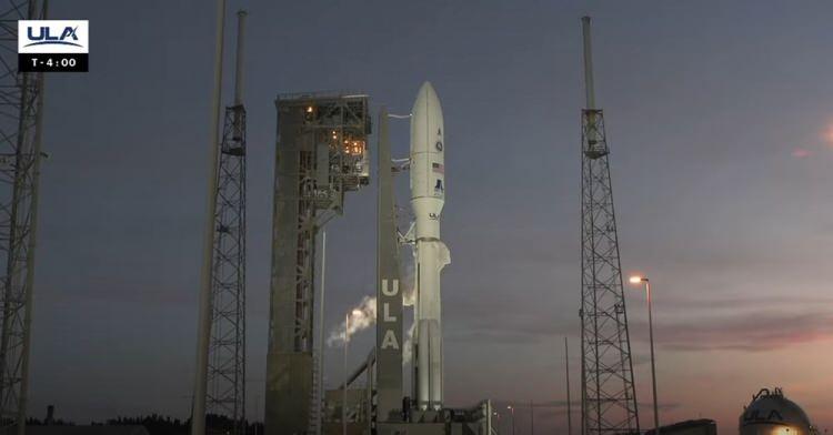 <p>Misyon çerçevesinde ABD’ye ait gizli askeri yükü uzaya taşıyacak havacılık ve uzay mühendisliği şirketi United Launch Alliance’a (ULA) ait Atlas V roketi, ABD’nin Florida eyaletindeki Cape Canaveral Uzay Kuvvetleri İstasyonu'ndan başarılı bir şekilde fırlatıldı.</p>

<p> </p>
