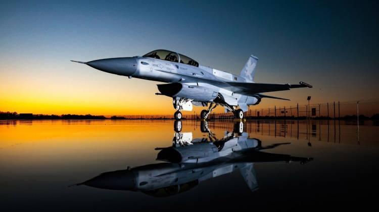 <p><strong><span style="color:#B22222">1)  LOCKHEED MARTIN 1</span>  |  ABD</strong></p>
