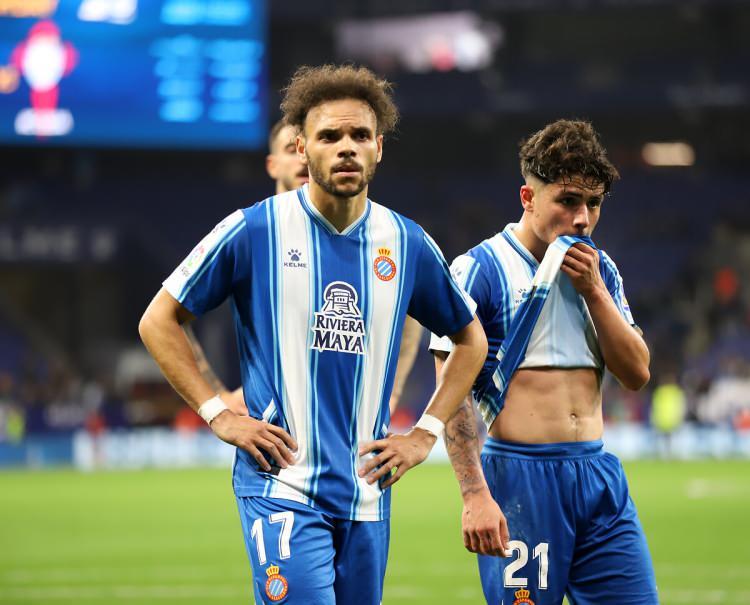<p>Braithwaite, sözleşmesinin sona ermesinin ardından takımdan ayrılmış ve Brezilya takımlarından Gremio'ya imza atmıştı.</p>