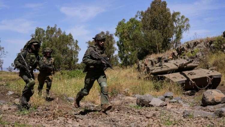 <p><span style="color:#B22222"><strong>ÇOK CEPHELİ SAVAŞ</strong></span></p>
<p>İsrail şimdi kendisini İran tarafından desteklenen Hamas, Hizbullah ve Yemen'deki Husiler gibi bir grup hareketle, çok cepheli bir savaş tehdidiyle karşı karşıya buluyor.</p>