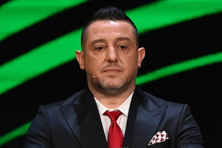 <p>Fenerbahçe'nin basit goller yediğini aktaran ünlü yorumcu, <strong>"Lugano maçında da böyleydi bu karşılaşmada da devam etti"</strong> sözlerini sarf etti.</p>