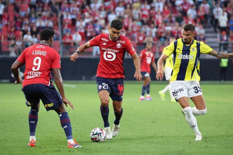 <p><strong>"Krunic 84'te çıktı. Fenerbahçe taraftarı 84 dakika eziyet çekti. Krunic'in ayağına top gelince karakola gidiyoruz."</strong></p>