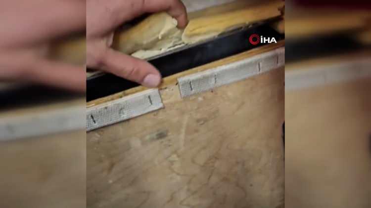 <p>Yakalanan paralara el konulurken Haskovo Bölge Dairesi - Svilengrad Bölge Savcılığı'nın denetimiyle soruşturma başlatıldı.</p>