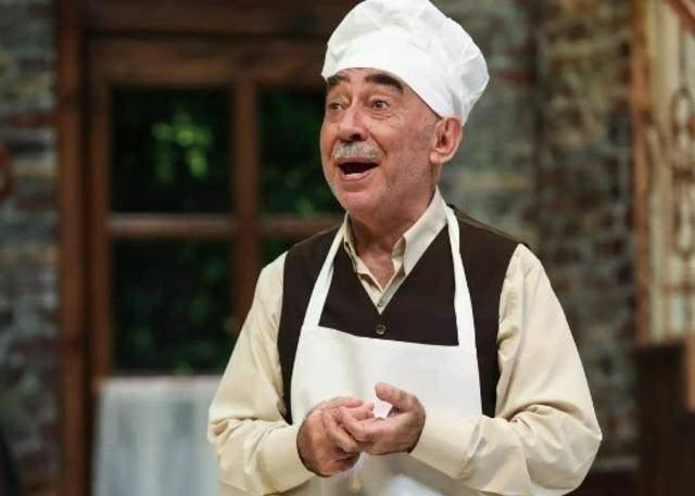 <p><span style="color:#800000"><em><strong>BÜYÜK PANİK YAŞANDI</strong></em></span></p>
<p>Gazeteci İsmail Arı sosyal medya hesabından yaptığı paylaşımda saldırı nedeniyle büyük bir panik yaşandığını ve oyuna kısa bir ara verildiğini söyledi.</p>