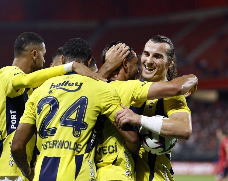<p>* Fenerbahçe - Şampiyonlar Ligi 3. Ön Eleme</p>