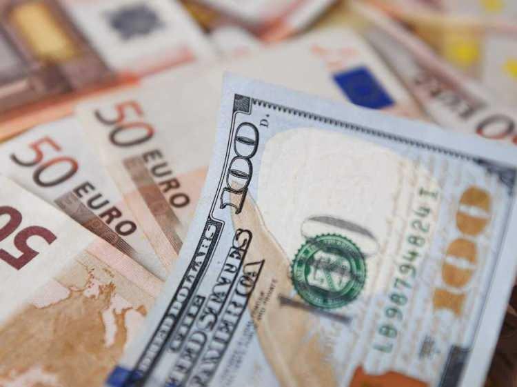 <p><strong>3.74 TRİLYON DOLAR</strong></p>
