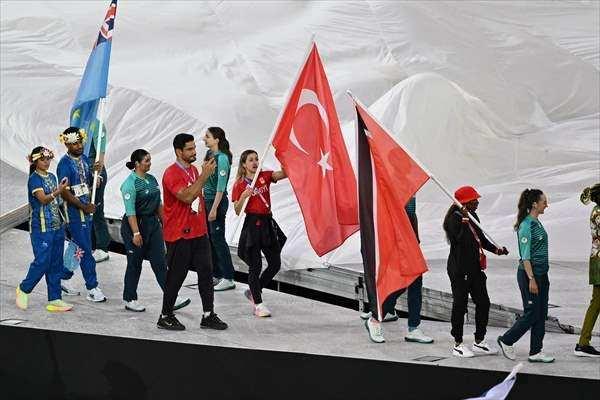 <p>Yürüyüşte, milli sporcular da yer aldı.</p>