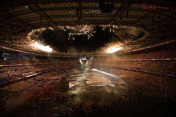 <p>Paris 2024 Olimpiyat Oyunları kapanış seremonisi Stade de France’ta yapıldı. Seremonide, ışık gösterisi gerçekleştirildi.</p>

<p> </p>
