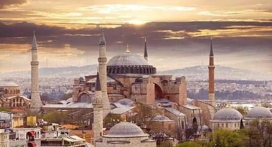 <p><strong>28) TÜRKİYE | 82 MİLYON Mevcut Nüfus: 85.3 milyon <span style=