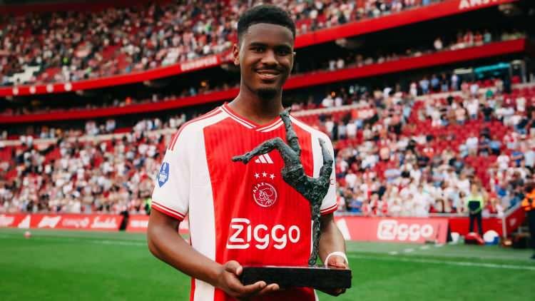 <p>18 - Jorrel Hato (Ajax)</p>
