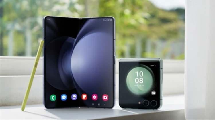 <p><span style="color:#B22222"><strong>Z FOLD SERİSİ</strong></span></p>
<p> </p>
<p><strong>GALAXY Z FOLD 6</strong></p>
<p> </p>
<p><strong>GALAXY Z FOLD 5</strong></p>
<p> </p>
<p><strong>GALAXY Z FOLD 4</strong></p>
<p> </p>
<p><strong>GALAXY Z FOLD 3</strong></p>
