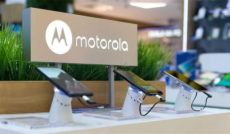<p><span style="color:#B22222"><strong>MOTOROLA TELEFONLAR</strong></span></p>