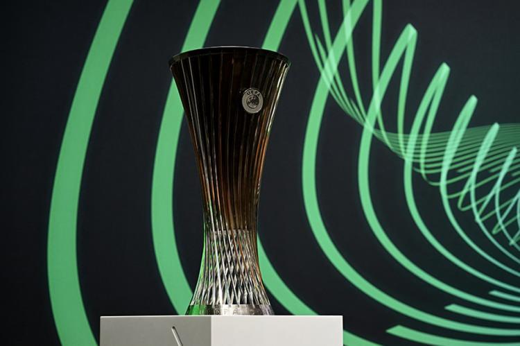 <p>LINFIELD FC:</p>
<p> </p>
<p>100 KUPA</p>