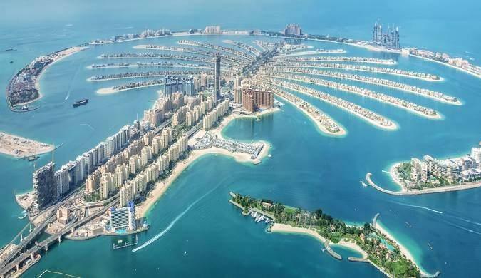 <p><span style="color:#000000"><strong>Dubai-Birleşik Arap Emirlikleri</strong></span></p>
<p><span style="color:#000000"><strong>Her yıl yaklaşık 19 milyon uluslararası ziyaretçi ağırlıyor.</strong></span></p>