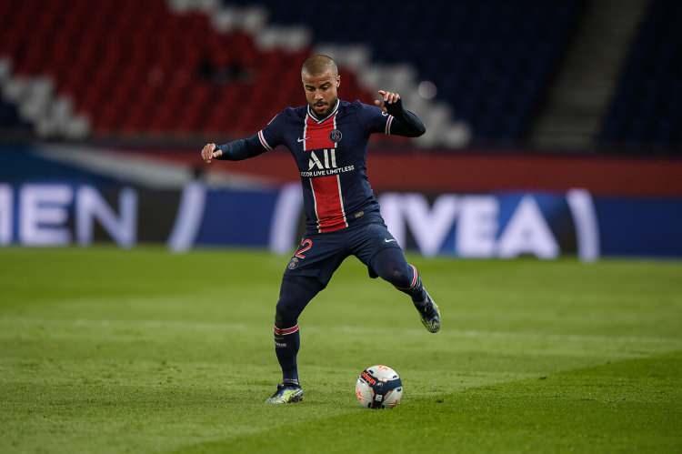 <p>Rafinha</p>
