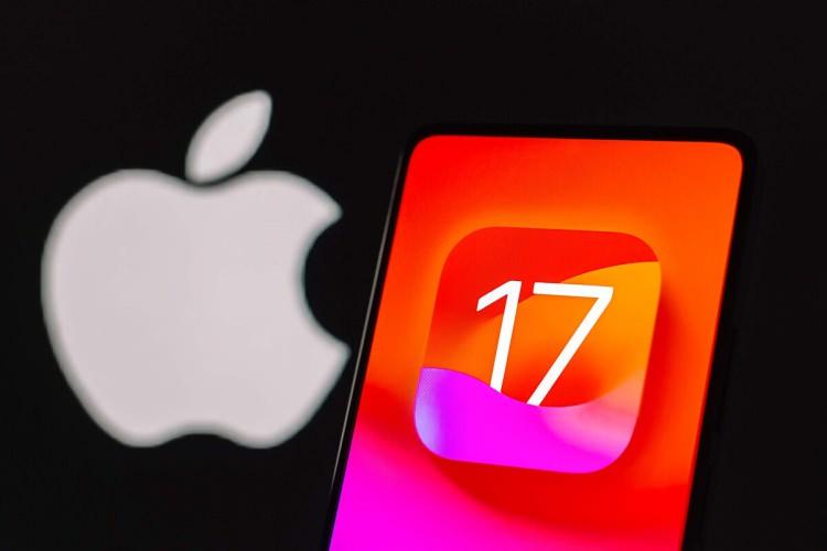<p>iPhone 15 Pro'da ise 128 GB'lık model 75 bin 499 TL'den başlıyor, 1 TB'lık modelle birlikte bu fiyat 107 bin 999 TL'ye kadar yükseliyor.</p>
