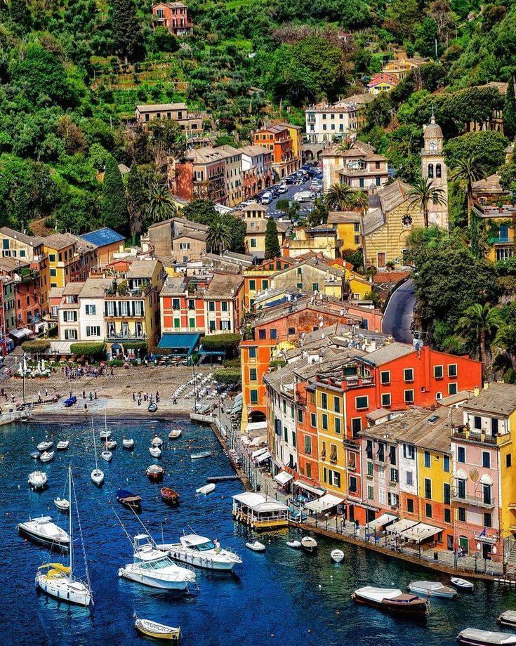 <p>Portofino, üst düzey alışveriş ve yemek mekanları ve süper yatlarla dolu limanı ile küresel jet-set için muazzam bir oyun alanı.</p>
<p> </p>