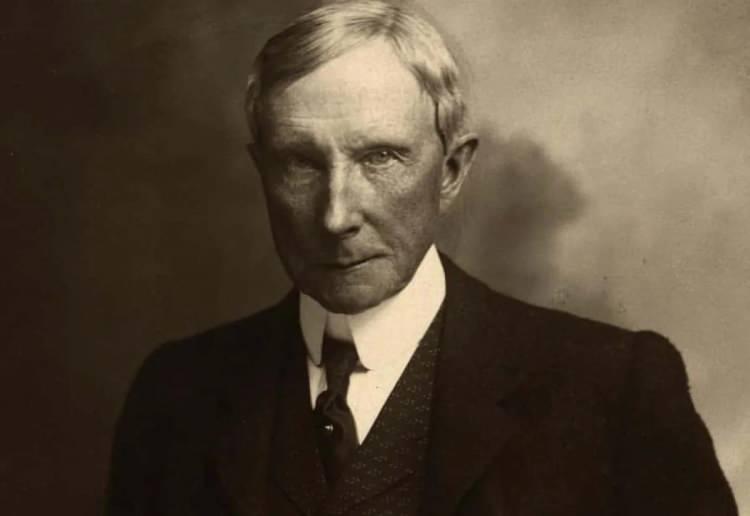 <p><span style="color:#B22222"><strong>2- John D. Rockefeller</strong></span></p>

<p> </p>
