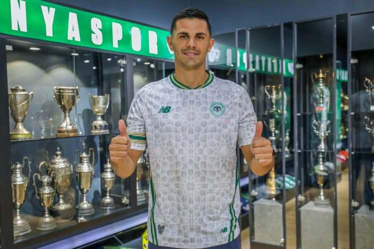 <p>Danijel Aleksic (Orta saha) Başakşehir → Konyaspor</p>
