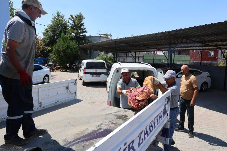 <p>Etlerin at veya eşek eti olabileceği değerlendiriliyor.</p>