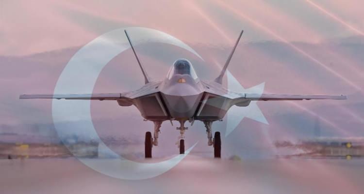 <p>Analizde, ABD'nin Ocak ayında 40 yeni modernize edilmiş Block 70 F-16 ve Türkiye'nin mevcut F-16 filosu için 79 modernizasyon kiti için 23 milyar dolarlık bir anlaşmayı onayladığı aktarıldı. Modernize edilmiş 'F-16'ların Türkiye için hayati önem taşıdığını' yazan Forbes, Türkiye'nin şu anda geliştirmekte olduğu yerli savaş uçağı MMU KAAN'a değindi.</p>
