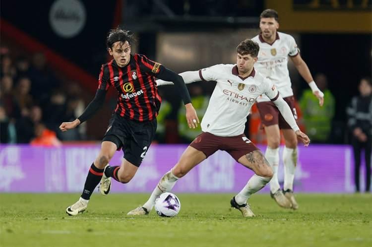 <p>Enes Ünal ➡ Bournemouth</p>
