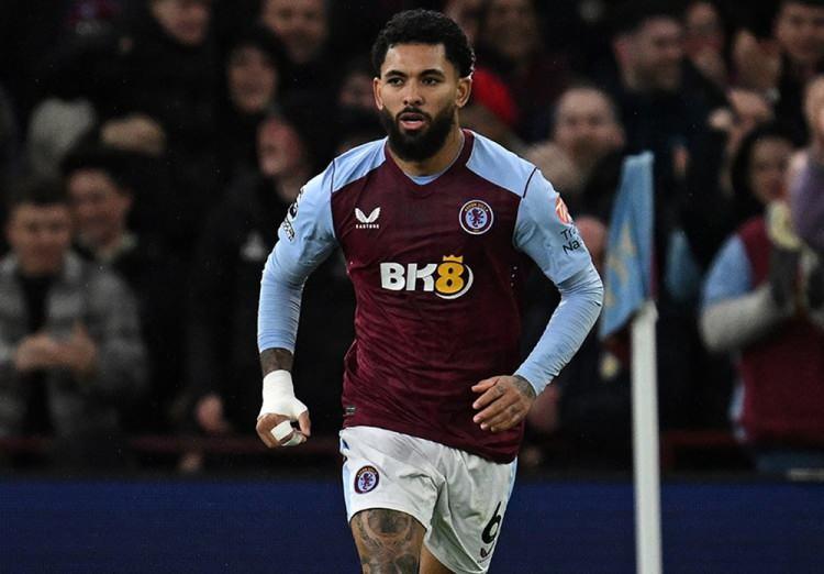 <p>Douglas Luiz ➡ Juventus</p>