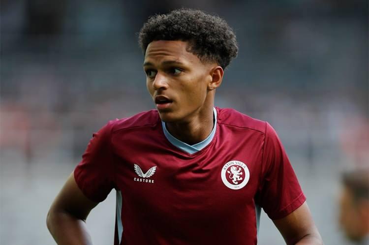<p>Omar Kellyman ➡ Chelsea</p>
