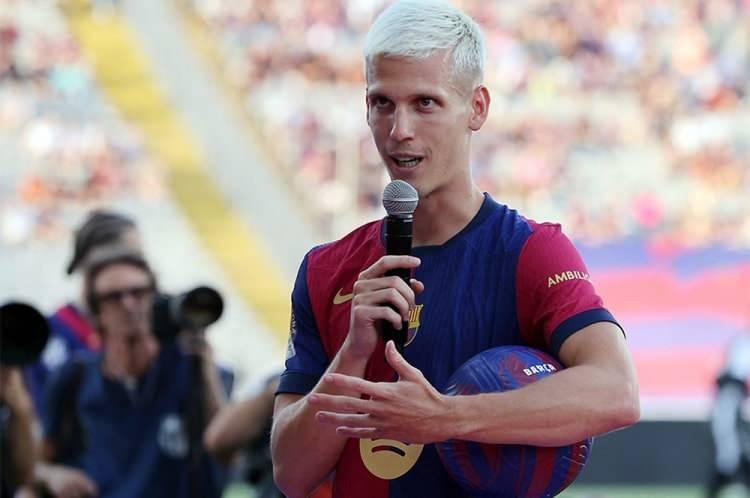 <p>Dani Olmo ➡ Barcelona</p>
