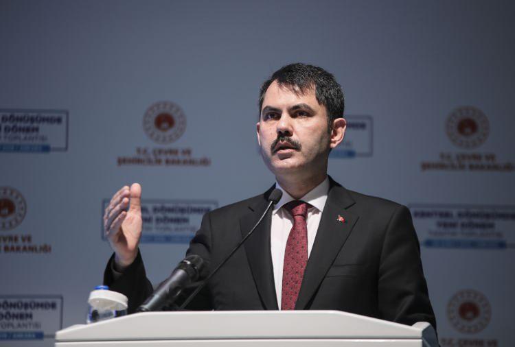 <p><strong>- "ÇOCUKLARIMIZA BERRAK BİR GELECEK BIRAKMAK ZORUNDAYIZ"</strong></p>

<p>Çevre, Şehircilik ve İklim Değişikliği Bakanı Murat Kurum da İzmir Körfezi'nde meydana gelen balık ölümlerine ilişkin açıklamada bulundu.</p>
