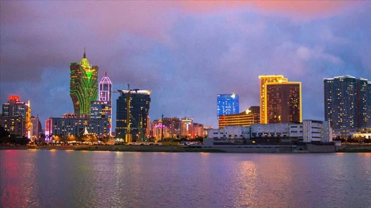 <p>66. Rio de Janeiro</p>
<p>67. Honolulu, Merhaba</p>
<p>68. Montreal</p>
<p>69. Makao</p>
<p>70. Cancún</p>