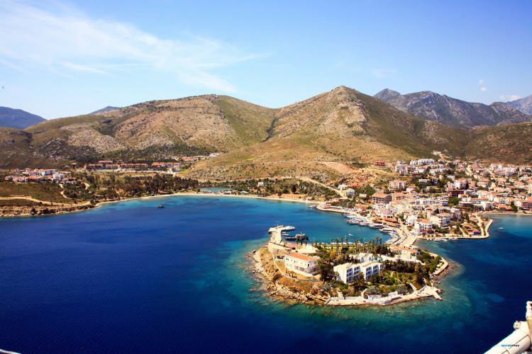 <p>1. Muğla</p>
<p> </p>
<p>Bodrum</p>
<p>Fethiye</p>
<p>Marmaris</p>
<p>Datça</p>