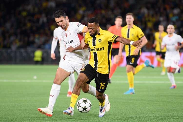 <p>Galatasaray Şampiyonlar Ligi Play-off maçı ilk maçında deplasmanda Young Boys'a 3-2 mağlup oldu.</p>