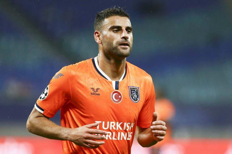 <p>* Deniz Türüç | 13 <br />
<br />
<br />
</p>