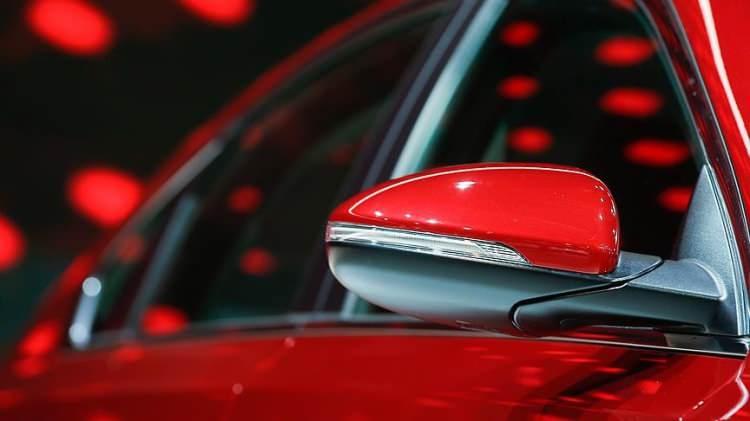 <p>Öte yandan şık tasarımının yanı sıra uygun fiyatı ile dikkat çekebiliyor. Bu nedenle sıfır SUV satın almak isteyen birçok vatandaş, Dacia Duster aracın fiyat listesine göz gezdiriyor.</p>
