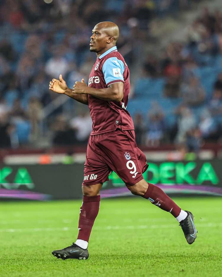 <p>4- Trabzonspor: 160.7 milyon euro</p>