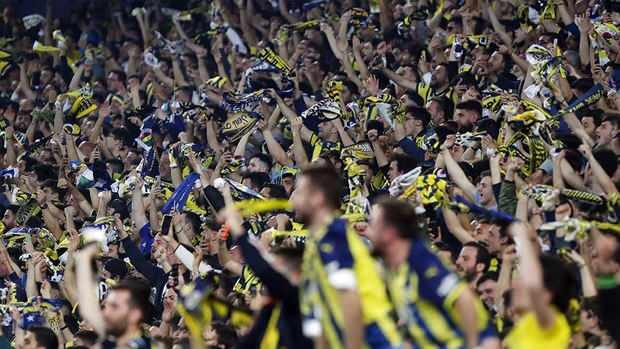 <p><strong>25 AĞUSTOS PAZAR</strong></p>

<p>19:15 Kasımpaşa - Adana Demirspor</p>

<p>21:45 Rizespor - Fenerbahçe</p>

<p>21:45 Antalyaspor - Hatayspor</p>
