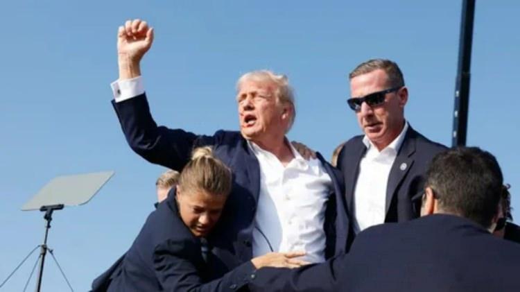 <p>Eski ABD Başkanı ve Cumhuriyetçilerin yeniden başkan adayı olan Donald Trump'a, 13 Temmuz'da Pennsylvania eyaletinde yaptığı seçim mitinginde suikast girişimi gerçekleştirildi. </p>