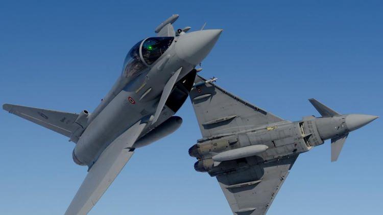 <p>Bakan Güler'in geçtiğimiz pazartesi günü yaptığı açıklamasına değinilen analizde, Türkiye'nin Eurofighter'a olan ilgisini yinelediğini ve Almanya ile ortaklarının konuya olumlu cevap vereceğini umduğunu ifade ederek, şu ana kadar çok az ilerleme kaydedildiğini belirttiği hatırlatıldı.</p>
