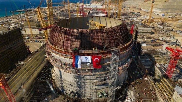 <p>Bu yıl temmuz itibarıyla artış 10 bin 459 megavat olarak kayıtlara geçti.</p>

