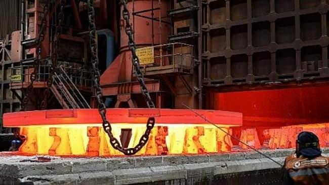 <p>ABD'de 94 reaktörle 102 bin 475 megavat kurulu güç varken, Fransa'da 56 reaktörle 64 bin 40 megavat, Rusya’da 36 reaktörle 28 bin 576 megavat, Kanada’da 19 reaktörle 14 bin 629 megavat ve Ukrayna’da 15 reaktörle 13 bin 835 megavat nükleer güç kapasitesi bulunuyor.</p>
