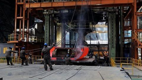 <p>Öte yandan Çin’de 58 reaktörle 58 bin 134 megavat, Güney Kore’de 26 reaktörle 27 bin 71 megavat, Japonya’da 12 reaktörle 11 bin 608 megavat, Hindistan’da 20 reaktörle 7 bin 540 megavat ve Pakistan’da 6 reaktörle 3 bin 530 megavatlık nükleer kapasite bulunuyor.</p>
