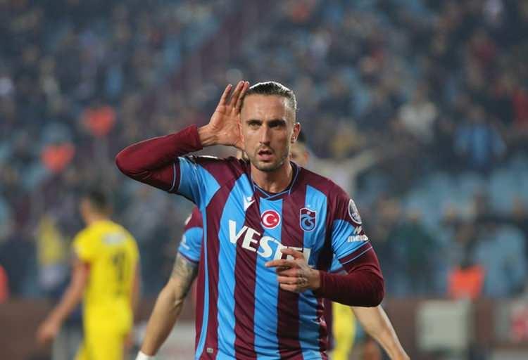 <p>4- Trabzonspor: 102.7 milyon euro</p>
