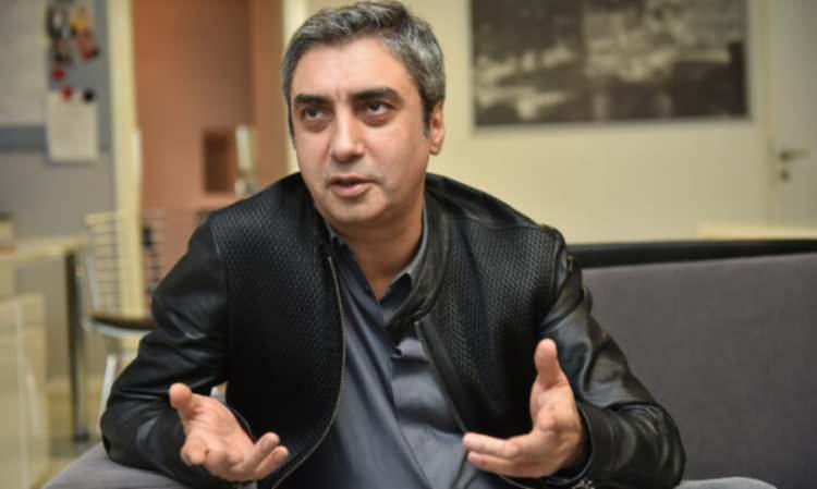<p>Gözlerden uzak yaşayan Kurtlar Vadisi'nin Polat Alemdar'ı Necati Şaşmaz'ın son hali sosyal medyada gündem oldu.</p>
<p> </p>